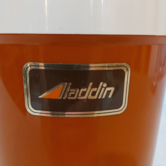 Vintage Aladdin pump thermos - Picture 3 of 7